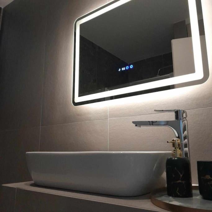 Helios Cozyhome 테살로니키 외부 사진